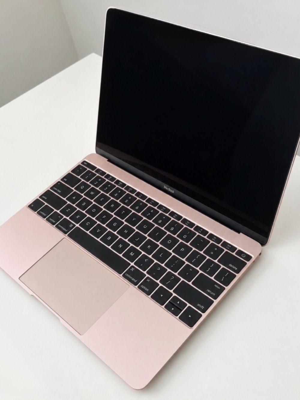 Rosegold MacBook